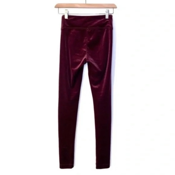 ARITZIA Talula low rise velvet Manhattan burgundy legging pants xxs - Picture 5 of 7